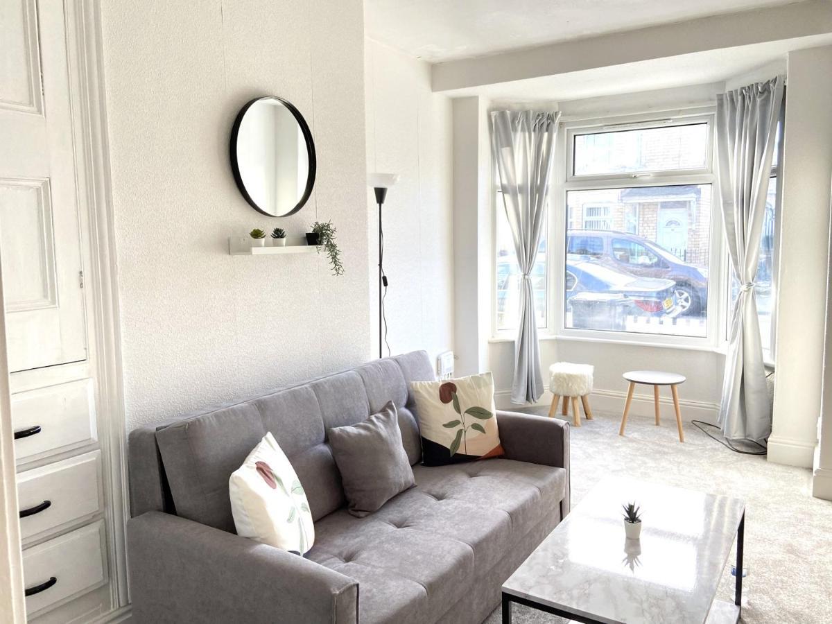Kisobi Home Bedroom 1 Kingston upon Hull ภายนอก รูปภาพ